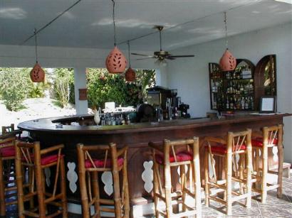 Hotelbar in der Lobby des Hotels Playa Laguna