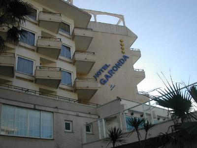 Hotel Garonda Balkone