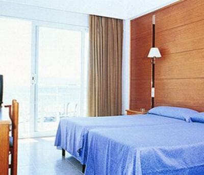 Hotel Golden Playa Zimmer